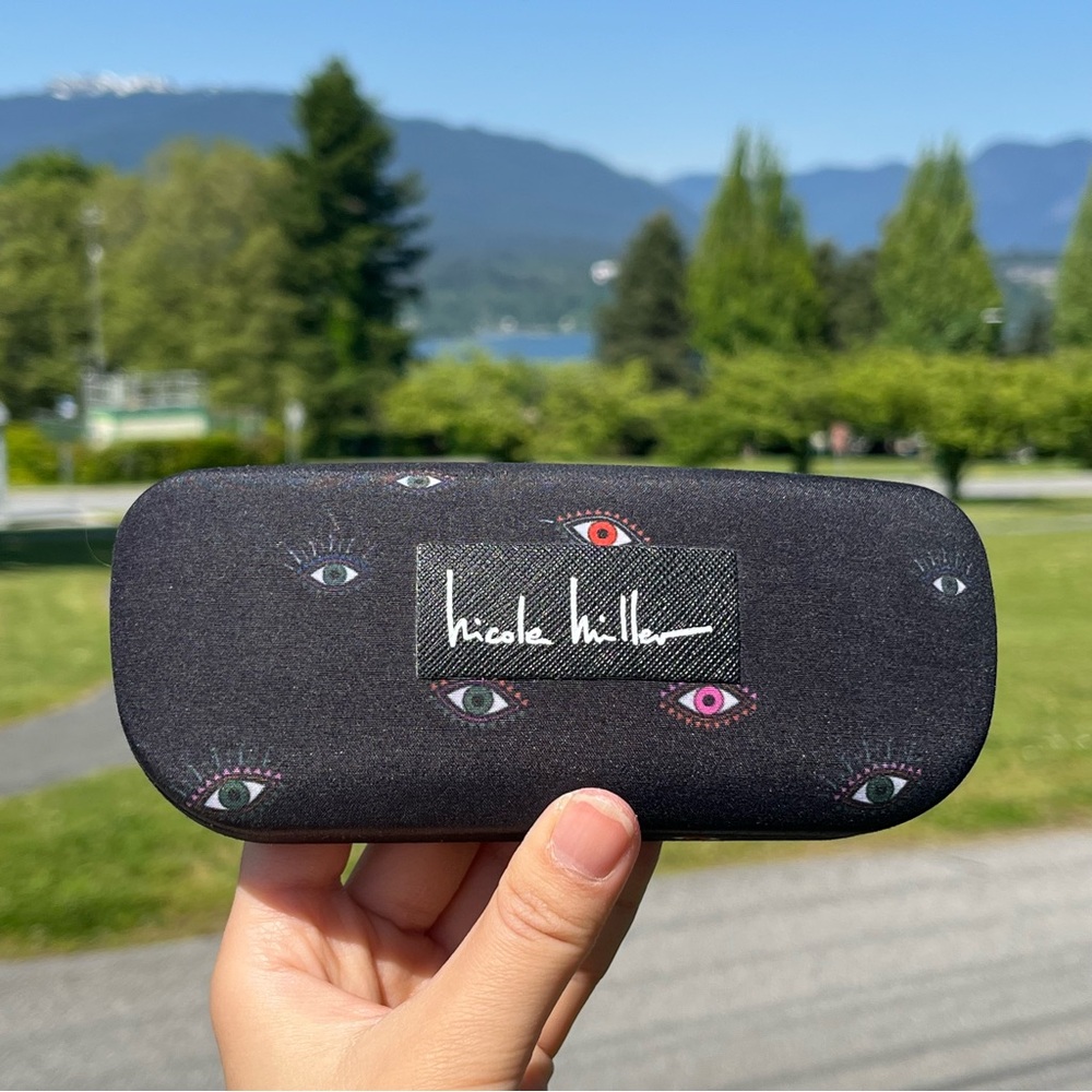 Nicole Miller Sunglasses Case!